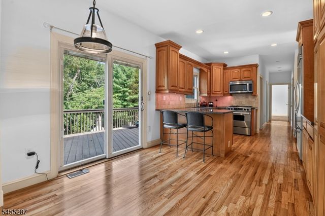 1114 Van Arsdale Dr, Branchburg Twp., NJ 08853