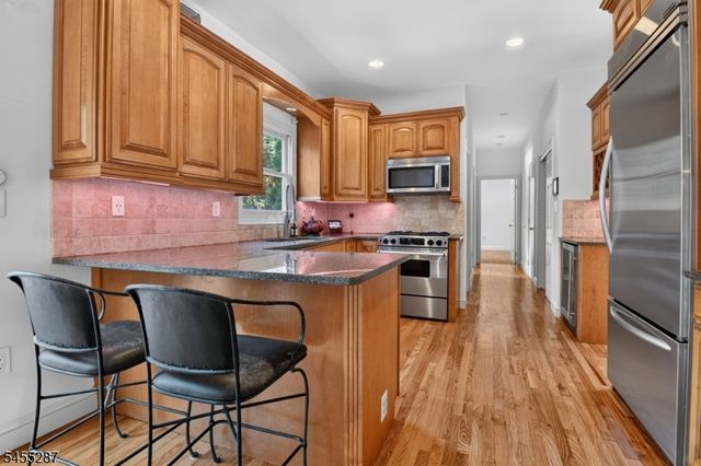 1114 Van Arsdale Dr, Branchburg Twp., NJ 08853