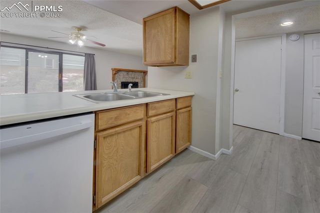 144 W Rockrimmon Boulevard 102, Colorado Springs, CO 80919