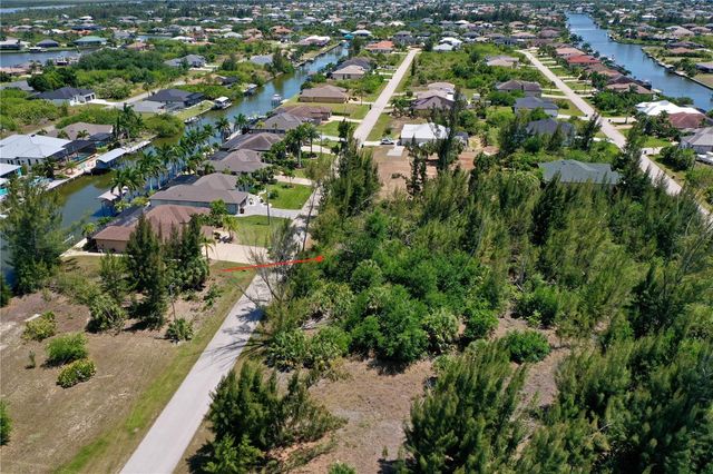 8401 ANTWERP CIRCLE, Port Charlotte, FL 33981
