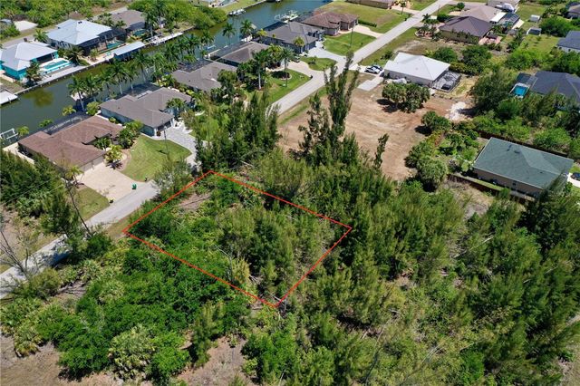 8401 ANTWERP CIRCLE, Port Charlotte, FL 33981
