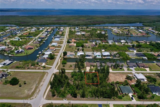 8401 ANTWERP CIRCLE, Port Charlotte, FL 33981