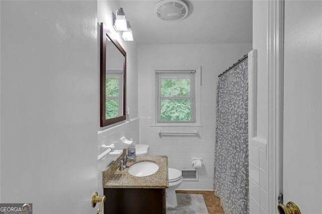 1095 Latham Road, Decatur, GA 30033