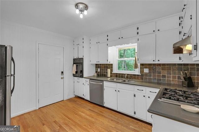 1095 Latham Road, Decatur, GA 30033