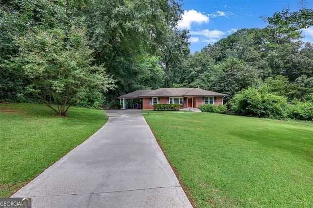 1095 Latham Road, Decatur, GA 30033