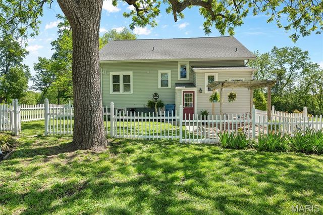 545 Richter Hill, Collinsville, IL 62234
