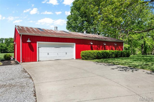 545 Richter Hill, Collinsville, IL 62234
