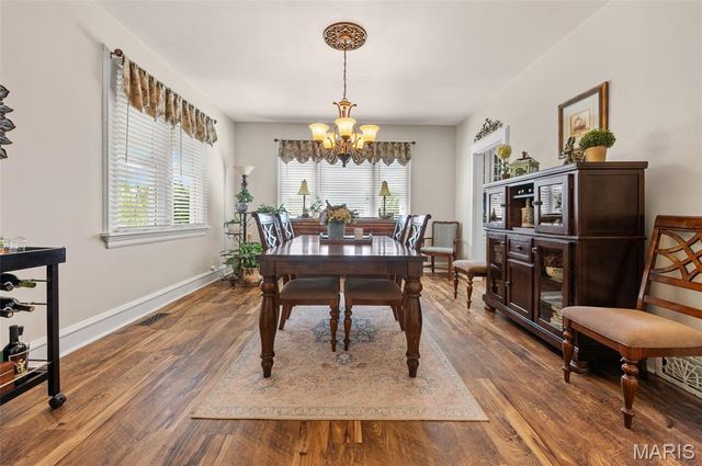545 Richter Hill, Collinsville, IL 62234