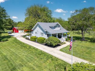 545 Richter Hill, Collinsville, IL 62234