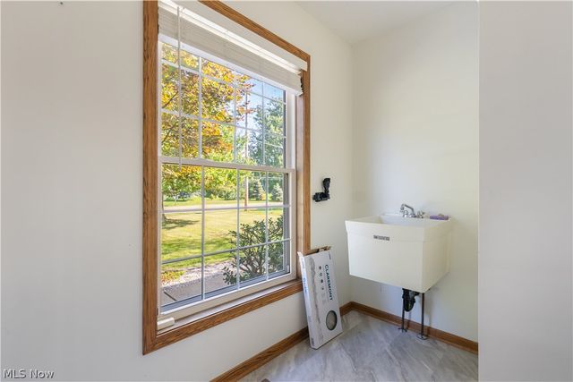 2124 Mount Pleasant Street NE, Canton, OH 44721