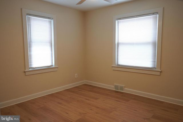 401 S BROWNING AVE, Somerdale, NJ 08083