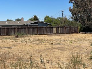 1591 Hillcrest Road, Hollister, CA 95023