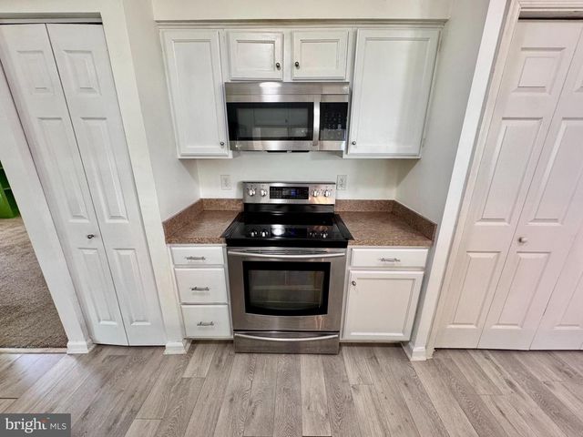 2038 DEWEY DR, Stafford, VA 22554