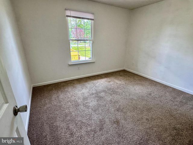 2038 DEWEY DR, Stafford, VA 22554
