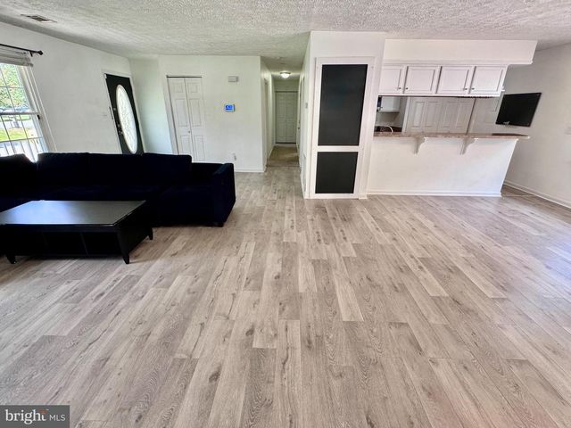 2038 DEWEY DR, Stafford, VA 22554