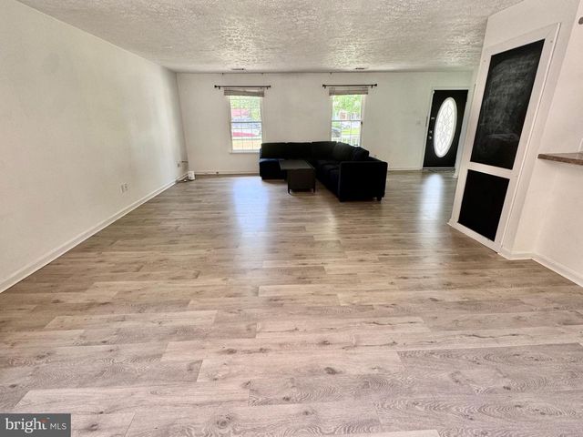 2038 DEWEY DR, Stafford, VA 22554