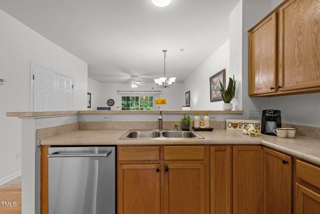 3021 White Cloud Circle, Apex, NC 27502