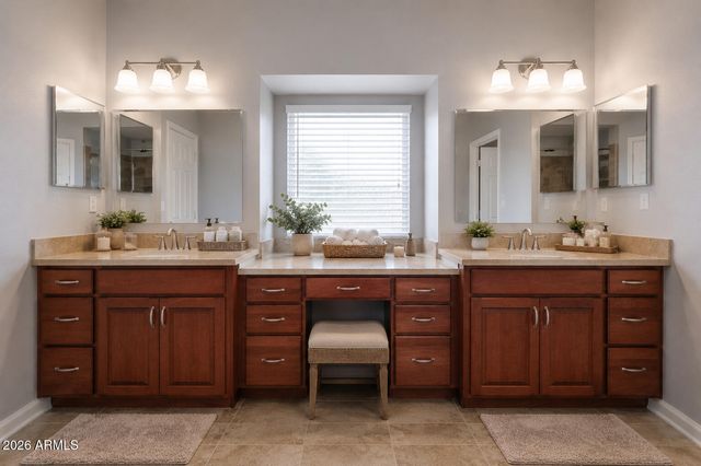 1960 E Springfield Place, Chandler, AZ 85286