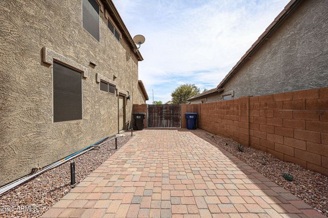 1960 E Springfield Place, Chandler, AZ 85286