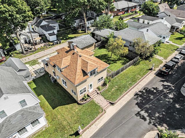 105 15Th Street, Winona Lake, IN 46590