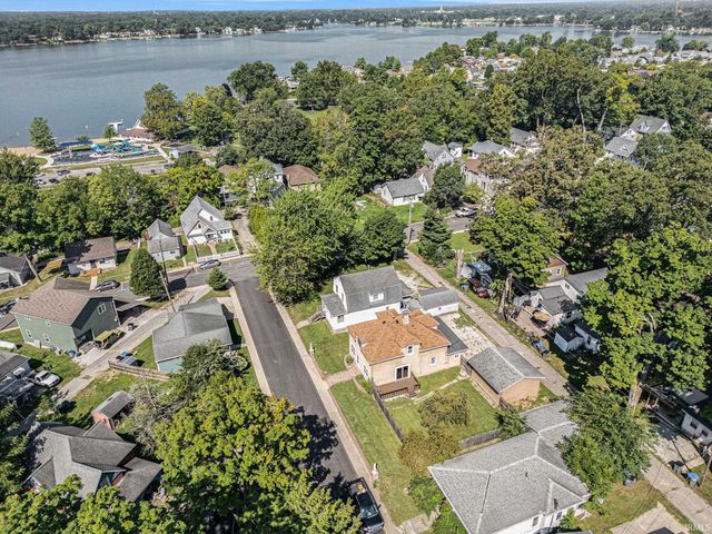 105 15Th Street, Winona Lake, IN 46590