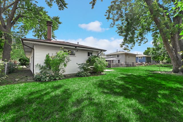 15622 Prince Drive, South Holland, IL 60473