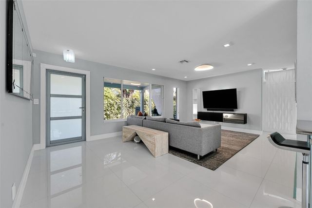 640 NW 30th Street, Wilton Manors, FL 33311