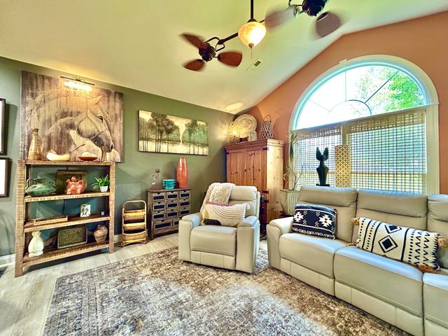 65 W Saddlebrook Drive, Somerset, KY 42503