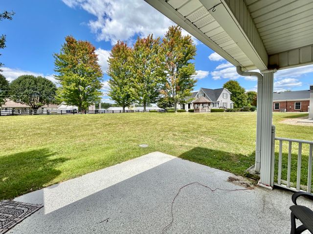 65 W Saddlebrook Drive, Somerset, KY 42503