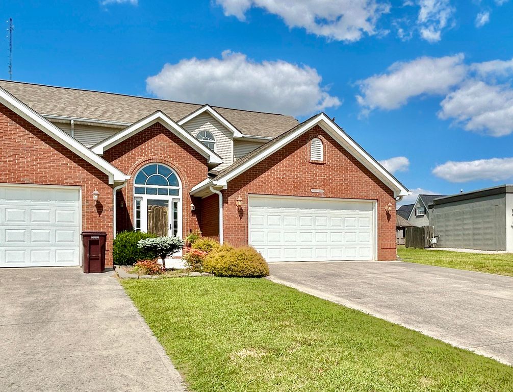 65 W Saddlebrook Drive, Somerset, KY 42503