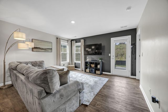 1031 Mckittrick Drive, Lugoff, SC 29078