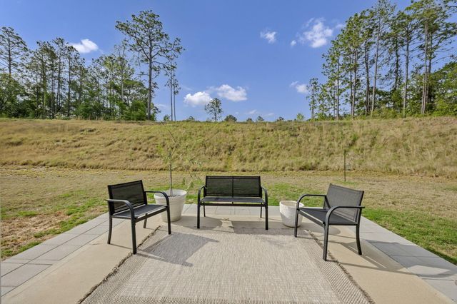 1031 Mckittrick Drive, Lugoff, SC 29078