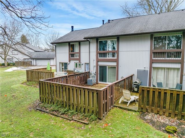 798 Pipes Court 1605, Northfield, OH 44067