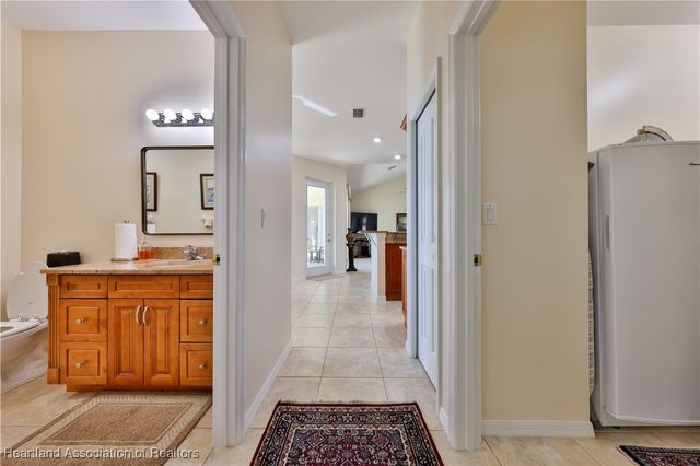 2019 Manatee Drive, Sebring, FL 33870