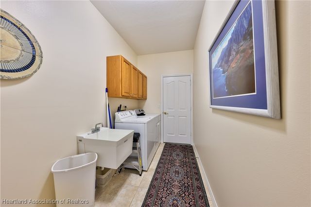 2019 Manatee Drive, Sebring, FL 33870