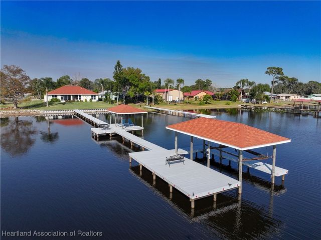 2019 Manatee Drive, Sebring, FL 33870