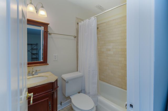 13 Elizabeth B, Charleston, SC 29403