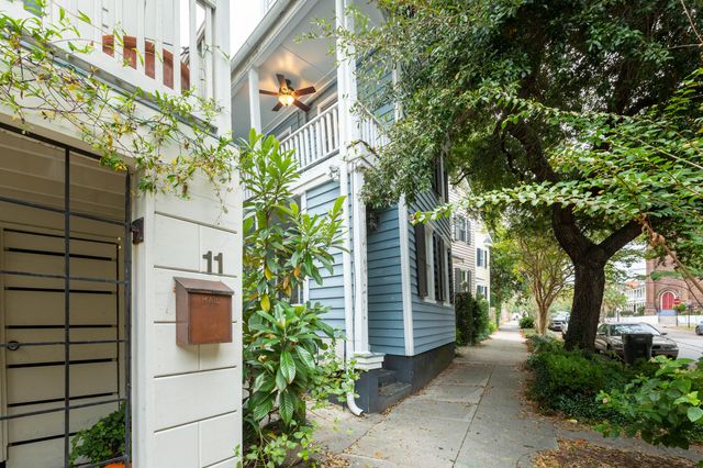 13 Elizabeth B, Charleston, SC 29403