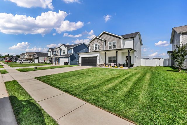 225 Kildeer Dr, Clarksville, TN 37040