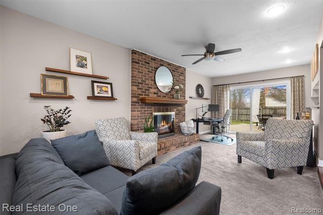 3843 Anvil Drive, Troy, MI 48083