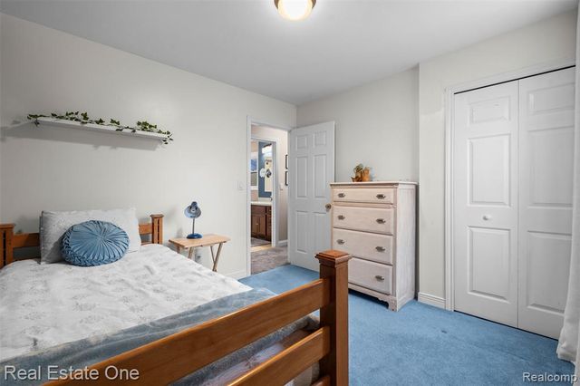 3843 Anvil Drive, Troy, MI 48083