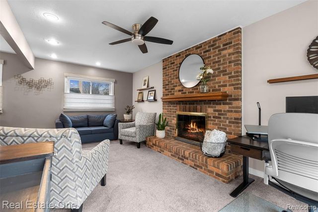 3843 Anvil Drive, Troy, MI 48083