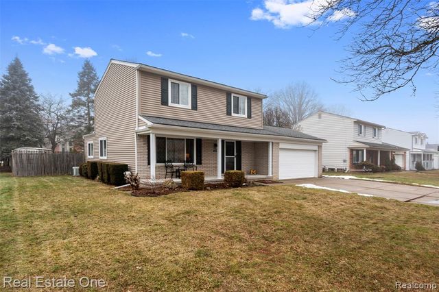 3843 Anvil Drive, Troy, MI 48083