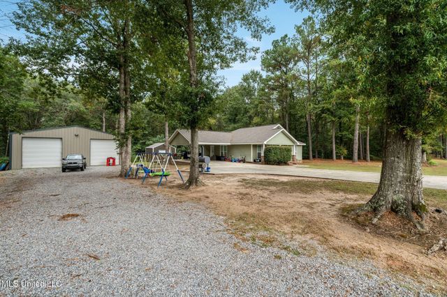 431 Gates Bridge Road, Sumrall, MS 39482
