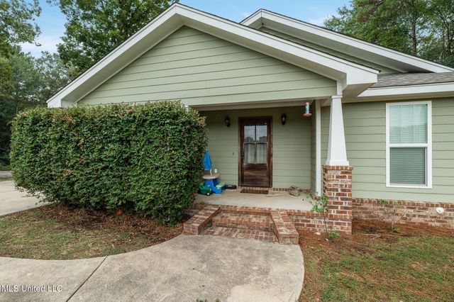 431 Gates Bridge Road, Sumrall, MS 39482