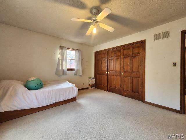 274 Falling Leaves Court, Creve Coeur, MO 63141