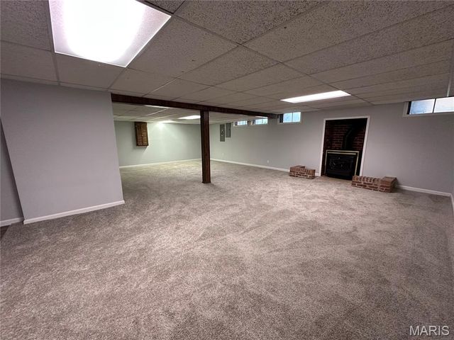 274 Falling Leaves Court, Creve Coeur, MO 63141