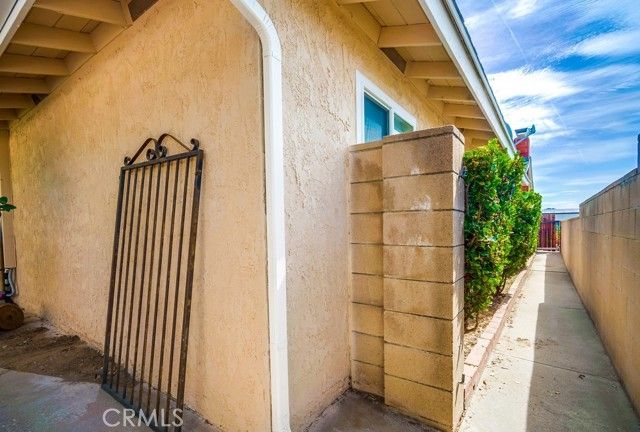 6740 London, Rancho Cucamonga, CA 91701