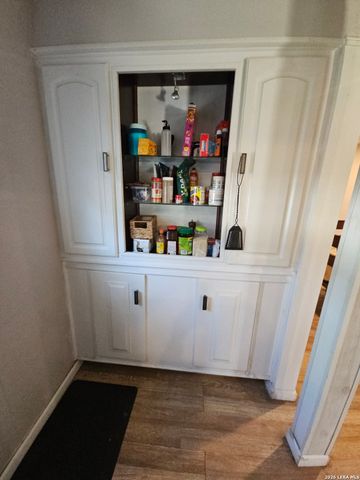 5820 S Loop 1604, Von Ormy, TX 78073