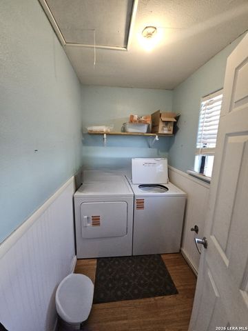 5820 S Loop 1604, Von Ormy, TX 78073